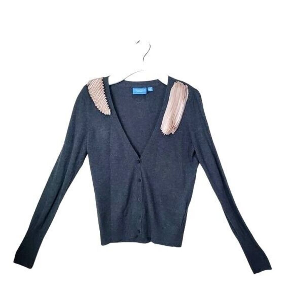 Simply Vera Womens Romantic Coquette Cardigan M Gray Pink Pleated Shoulder Knit